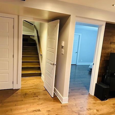 Urban Retreat - 2 Bedroom, 3 Beds, 6 Guests, Free Parking 롱게일 외부 사진
